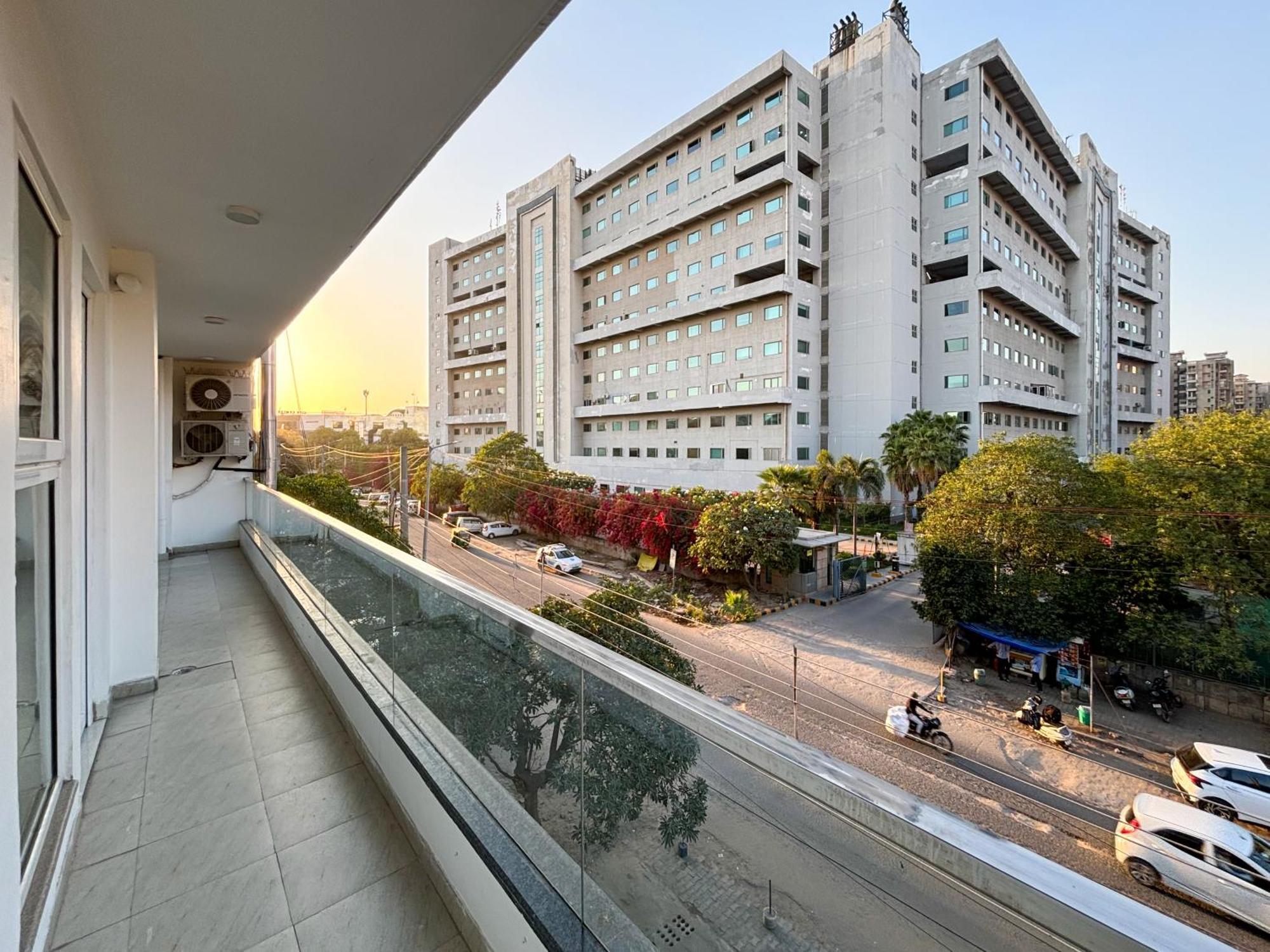 Aamantran Residency Hotel, Sohna Road, Sector 49, Gurugram Gurgaon Esterno foto